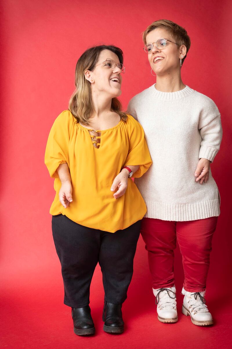 Katharina (right) and Elisabeth Lindinger, aged 27 and from Germany, are the world's smallest female twins, with an average height of 1.28 metres.