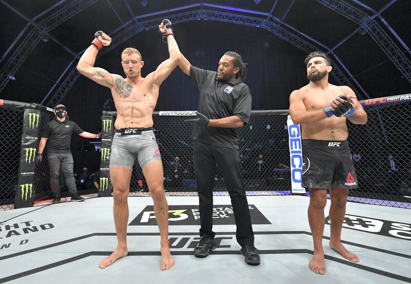 ABU DHABI, UNITED ARAB EMIRATES - JULY 19: Jack Hermansson of Sweden celebrates after his submission victory over Kelvin Gastelum in their middleweight bout during the UFC Fight Night event inside Flash Forum on UFC Fight Island on July 19, 2020 in Yas Island, Abu Dhabi, United Arab Emirates. (Photo by Jeff Bottari/Zuffa LLC via Getty Images)