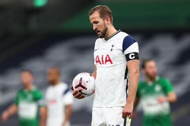 Soccer Football - Europa League - Play-off - Tottenham Hotspur v Maccabi Haifa - Tottenham Hotspur Stadium, London, Britain - October 1, 2020 Tottenham Hotspur's Harry Kane waits to take a penalty kick before scoring their fifth goal Pool via REUTERS/Clive Rose