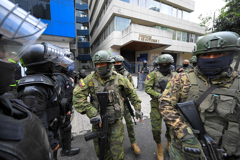 Ecuadoran authorities stormed the Mexican embassy in Quito on Friday to arrest the former Vice President Jorge Glas. AFP