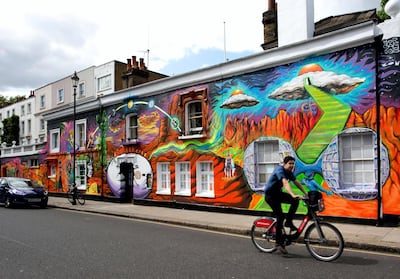 ERJ818 The outside of the Chelsea Arts Club in London has been transformed by a mural by street artist Morganico