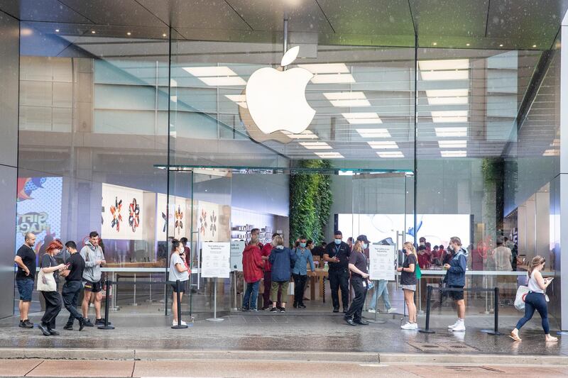 SYDNEY, AUSTRALIA - DECEMBER 21: A general view of the Apple Store in Bondi Junction on December 21, 2020 in Sydney, Australia. Sydney's northern beaches is on lockdown, as a cluster of Covid-19 cases continues to grow causing other Australian states and territories to impose restrictions on travel ahead of the Christmas holidays. As the list of venues impacted across Sydney increases, people are encouraged to get tested and isolate. (Photo by Jenny Evans/Getty Images)