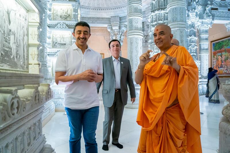 His Highness Sheikh Abdullah bin Zayed Al Nahyan, Minister of Foreign Affairs and International Cooperation, visited the temple of Akshardham in the Indian capital New Delhi as part of his official visit to the Republic of India. MOFAAIC / Wam