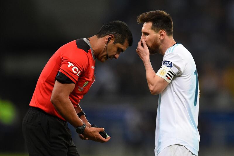 BELO HORIZONTE, BRAZIL - JULY 02: Lionel Messi of Argentina argues with referee Roddy Zambrano during the Copa America Brazil 2019 Semi Final match between Brazil and Argentina at Mineirao Stadium on July 02, 2019 in Belo Horizonte, Brazil. (Photo by Pedro Vilela/Getty Images)