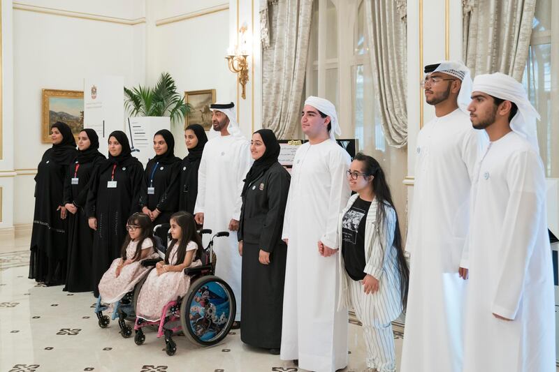 ABU DHABI, UNITED ARAB EMIRATES - October 23, 2018: HH Sheikh Mohamed bin Zayed Al Nahyan, Crown Prince of Abu Dhabi and Deputy Supreme Commander of the UAE Armed Forces (6th R), stands for a photograph with the winners of The National Science, Technology and Innovation Festival, during a Sea Palace barza. 

( Mohamed Al Hammadi / Crown Prince Court - Abu Dhabi )
---