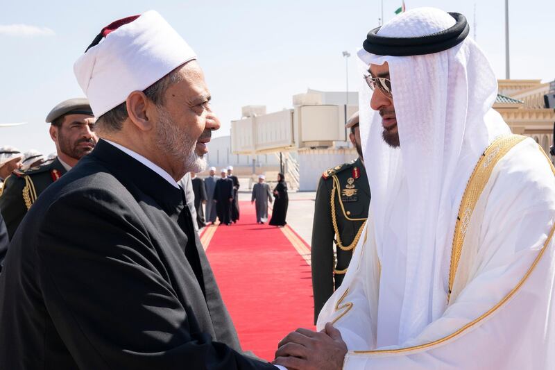 ABU DHABI, UNITED ARAB EMIRATES - February 05, 2019: Day three of the UAE Papal visit - HH Sheikh Mohamed bin Zayed Al Nahyan, Crown Prince of Abu Dhabi and Deputy Supreme Commander of the UAE Armed Forces (R), bids farewell to His Eminence Dr Ahmad Al Tayyeb, Grand Imam of the Al Azhar Al Sharif (L), at the Presidential Airport. 


( Mohamed Al Hammadi / Ministry of Presidential Affairs )
---