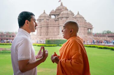Sheikh Abdullah bin Zayed, Minister of Foreign Affairs and International Co-operation, visits the temple of Akshardham in New Delhi. Wam
