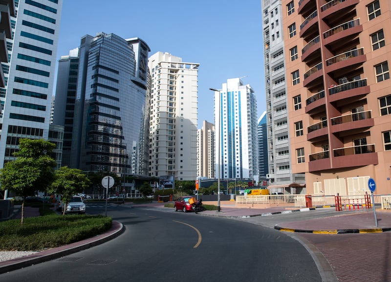 Built in the early-to-mid 2000s, Barsha Heights is a relatively high-rise area, with office towers mixed with residential apartments. The area has a number of bars and restaurants.