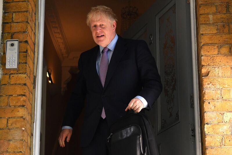 Conservative MP Boris Johnson leaves his home in London on June 18, 2019. The six contenders left in the race to replace Theresa May as Britain's prime minister are scrambling for votes as the second ballot of the 313 Conservative MPs takes place today. / AFP / Ben STANSALL
