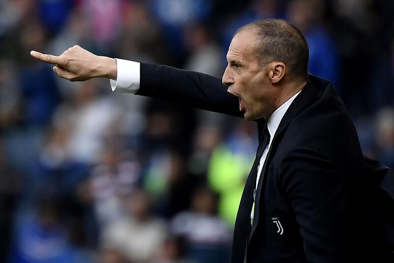 Juventus' coach Massimiliano Allegri gestures during the Italian Serie A football match Sampdoria vs Juventus Turin on May 26, 2019 at the 'Luigi Ferraris' in Genoa. / AFP / MARCO BERTORELLO
