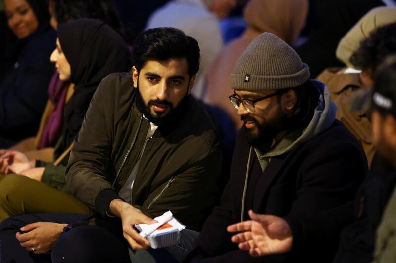 Around 500 worshippers broke their Ramadan fast in front of the iconic concert venue in central London after it was transformed into a spectacular dining space. Reuters