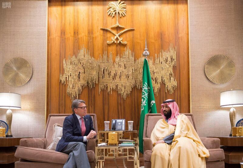 Saudi Crown Prince Mohammed bin Salman meets with U.S. Energy Secretary Rick Perry in Riyadh, Saudi Arabia, December 3, 2017. Picture taken December 3, 2017. Saudi Press Agency/Handout via REUTERS ATTENTION EDITORS - THIS PICTURE WAS PROVIDED BY A THIRD PARTY. NO RESALES. NO ARCHIVE.