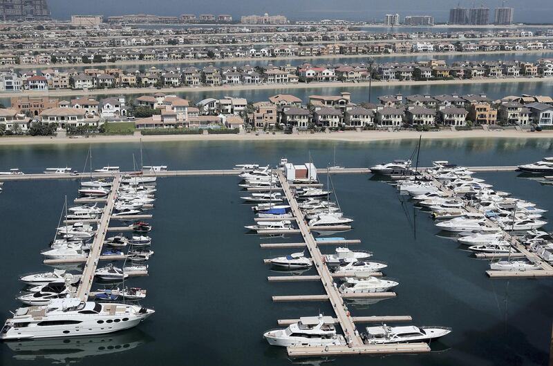 DUBAI , UNITED ARAB EMIRATES , October 17  – 2019 :- View of the Palm Jumeirah taken from the 15th floor of Andaz Dubai  The Palm hotel on Palm Jumeirah in Dubai.  ( Pawan Singh / The National )  For Life Style