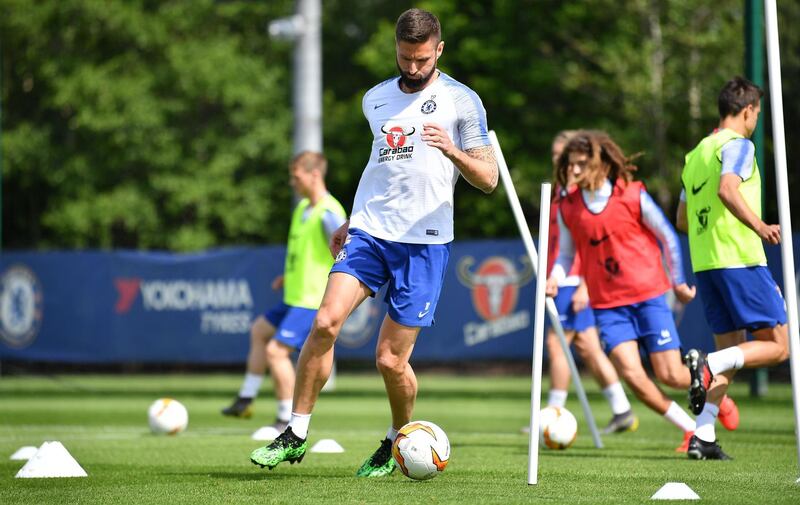 Chelsea's French striker Olivier Giroud attends a training session. AFP