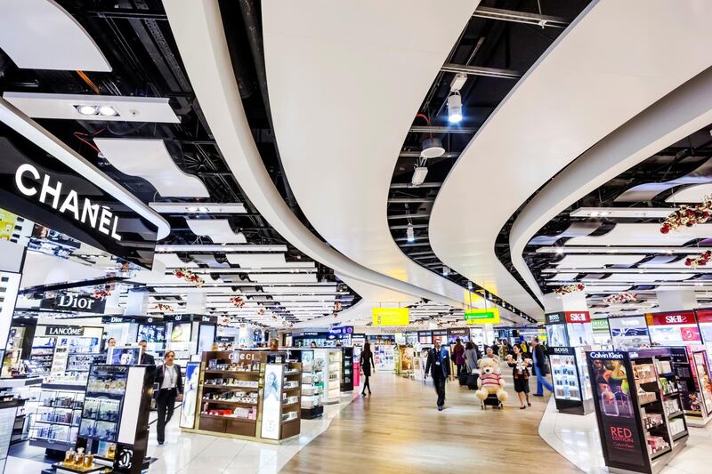 England, London, Heathrow Airport, Duty Free Shopping Arcade (Photo by: Prisma by Dukas/Universal Images Group via Getty Images)