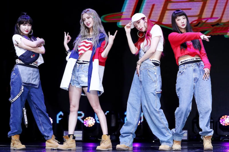 epa06641363 South Korean girl group EXID poses during a showcase for its new single 'LADY' at a concert hall in Seoul, South Korea, 02 April 2018.  EPA/YONHAP SOUTH KOREA OUT