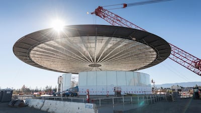 The roof of the future headquarters of @Apple was made in Dubai, and it was transported and assembled in Cupertino, Calif. (Dubai Media Office/ Twitter)