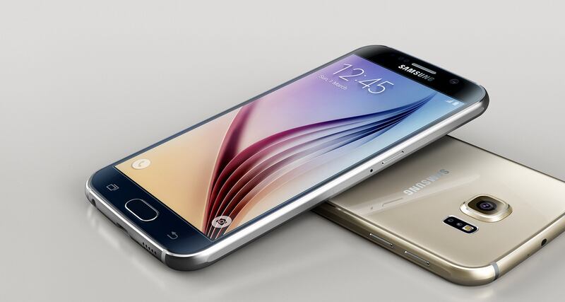 There was a big change in store for the Samsung Galaxy series in 2015. It launched the Galaxy S6 and S6 edge at the same time. Photo: Samsung