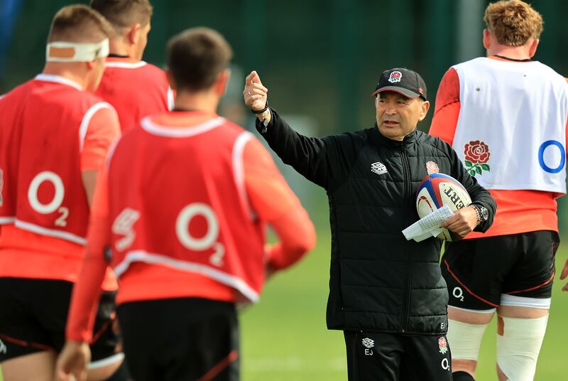 CHISWICK, ENGLAND - MAY 24:  Eddie Jones, Head Coach of England leads a training session during the England Captain's Run on May 24, 2022 in Chiswick, England. (Photo by David Rogers / Getty Images)