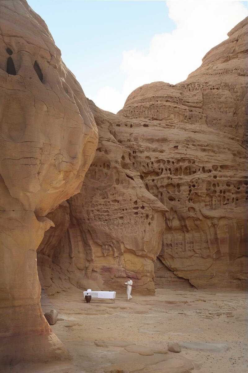 The spa also offers outdoor treatments amidst the sandstone mountains.