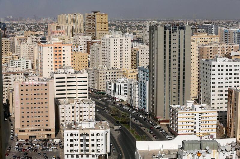 Sharjah typical apartments: Q1 2015 no change. Q1 2014-Q1 2015 down 10%. Studio: Dh15-30,000. 1BR: Dh20-50,000. 2BR: Dh23-60,000. 3BR: Dh38-80,000. Pawan Singh / The National