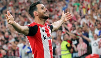 epa07776794 Athletic Bilbao's striker Aritz Aduriz celebrates after scoring against FC Barcelona during a Spanish LaLiga soccer match between Athletic Bilbao and FC Barcelona at the San Mames stadium in Bilbao, Spain, 16 August 2019.  EPA/MIGUEL TONA