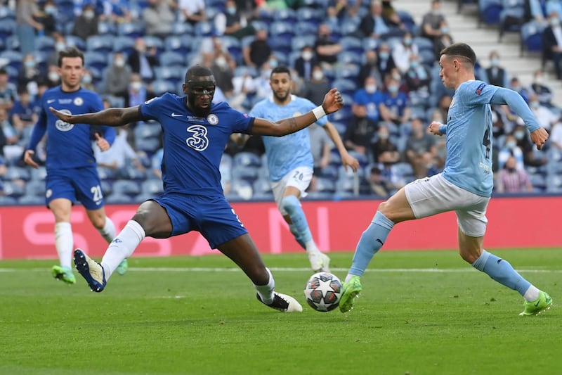 Antonio Rudiger – 7. His immaculately timed intervention to stop Foden opening the scoring for City. Involuntarily involved in another vital incident: it was his head that put De Bruyne out of the game. AP