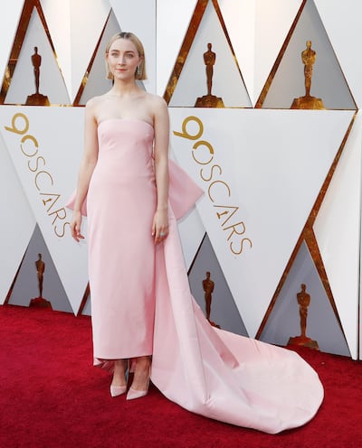 epa06580904 Saoirse Ronan arrives for the 90th annual Academy Awards ceremony at the Dolby Theatre in Hollywood, California, USA, 04 March 2018. The Oscars are presented for outstanding individual or collective efforts in 24 categories in filmmaking.  EPA/MIKE NELSON