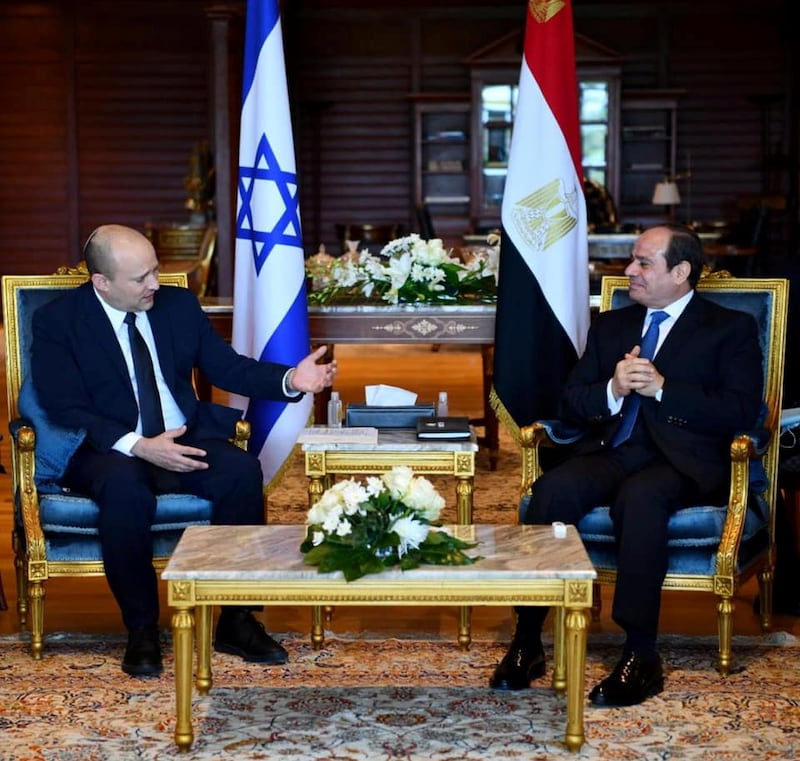 Egyptian President Abdel Fattah El Sisi and Israeli Prime Minister Naftali Bennett during their meeting in September. The Egyptian Presidency.