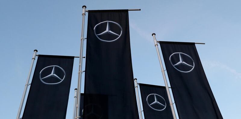 epa06800660 (FILE) - Company flags in front of the plant of Daimler in Sindelfingen, Germany, 24 January 2018 (reissued 11 June 2018). According to media reports, Daimler has been obliged to recall some 238,000 vehicles in Germany in the dispute about suspected defeat devices for diesel cars.  EPA/FRANZISKA KRAUFMANN