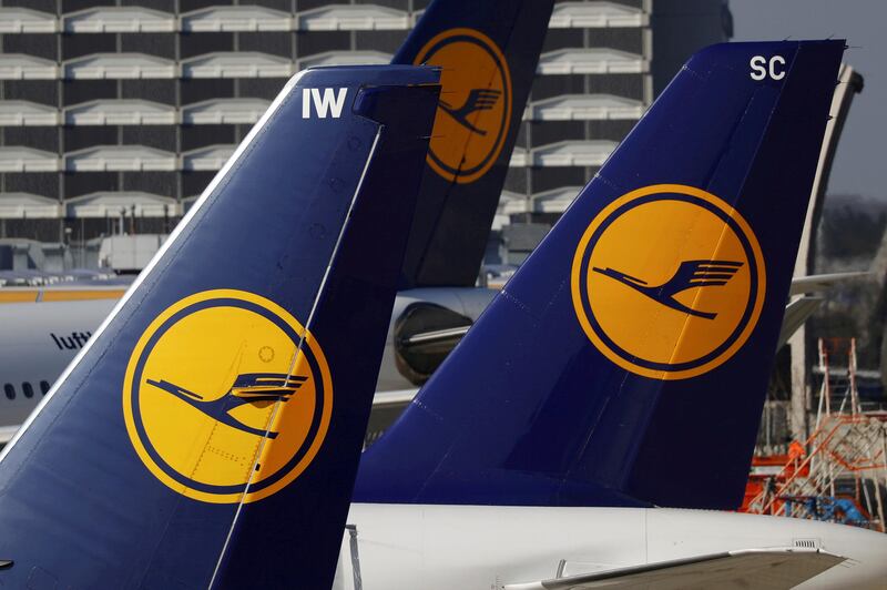 FILE PHOTO: Planes of the Lufthansa airline stand on the tarmac in Frankfurt airport, Germany, March 17, 2016. REUTERS/Kai Pfaffenbach/File Photo