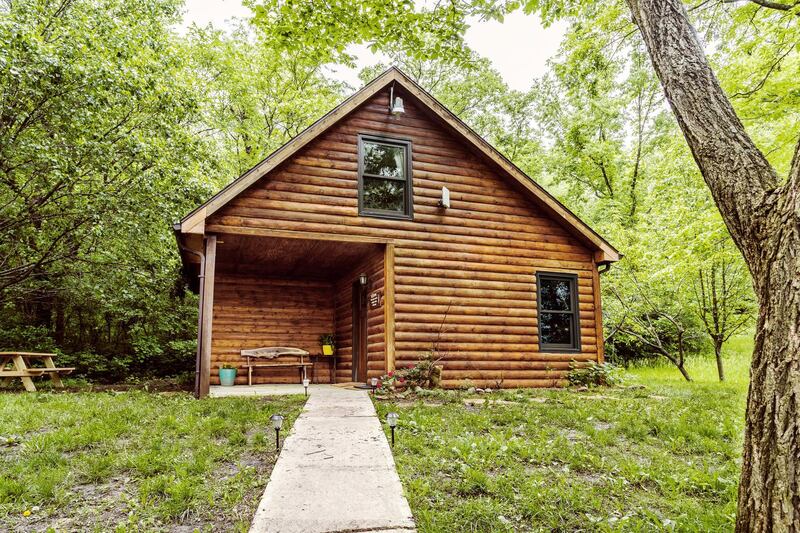 Kansas: Cozy cabin retreat