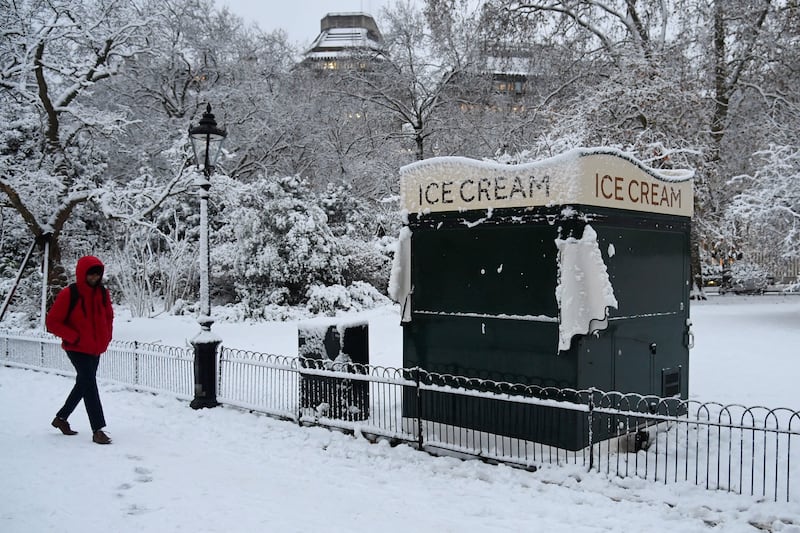 London became blanketed in snow on Sunday night and the early hours of Monday morning. Reuters
