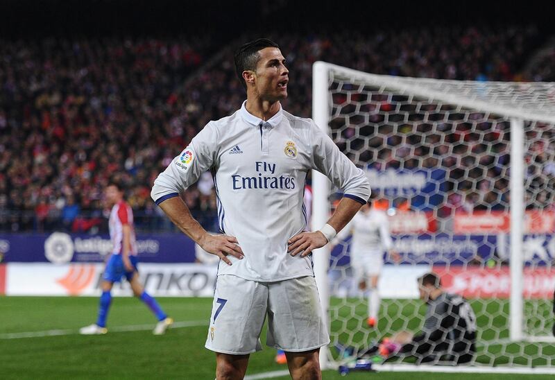 MADRID, SPAIN - NOVEMBER 19:  Cristiano Ronaldo of Real Madrid celebrate after scoring Real's 3rd goal during the La Liga match between Club Atletico de Madrid and Real Madrid CF at Vicente Calderon Stadium on November 19, 2016 in Madrid, Spain.  (Photo by Denis Doyle/Getty Images)