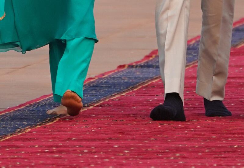 Britain's Prince William and Catherine, Duchess of Cambridge visit the Badshahi Mosque in Lahore, Pakistan October 17, 2019. Reuters