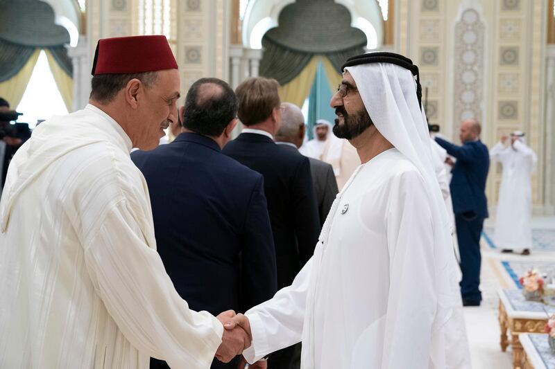 ABU DHABI, UNITED ARAB EMIRATES - May 08, 2019: HH Sheikh Mohamed bin Rashid Al Maktoum, Vice-President, Prime Minister of the UAE, Ruler of Dubai and Minister of Defence (R), greets a foreign Diplomat during an Iftar reception at Qasr Al Watan.

( Mohamed Al Hammadi / Ministry of Presidential Affairs )
---