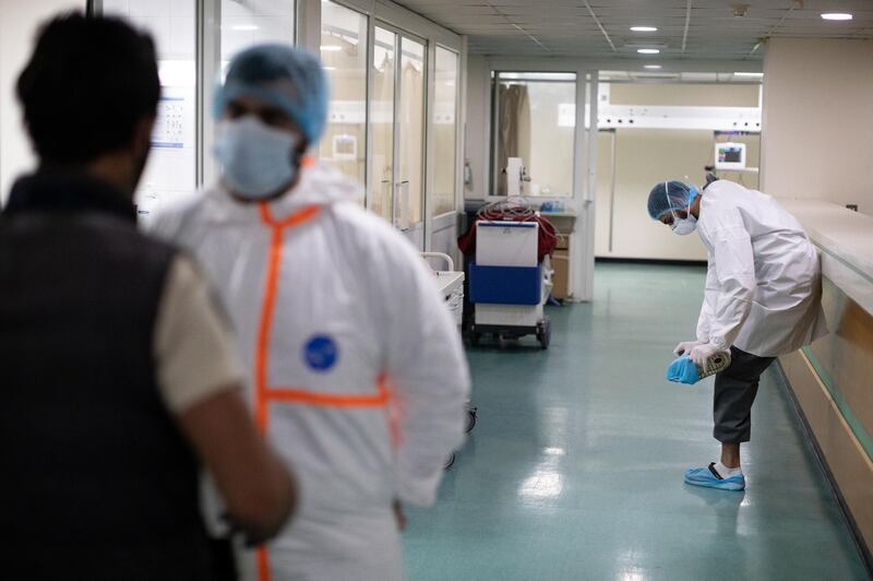 ©2021 Tom Nicholson. 12/01/2021. Beirut, Lebanon. The Intensive Care Unit (ICU) at the Rafic Hariri University Hospital in southern Beirut, Lebanon. The country will go into a more severe lockdown on Thursday to curb a widespread increase in cases of COVID-19 Coronavirus. Photo credit : Tom Nicholson / The National