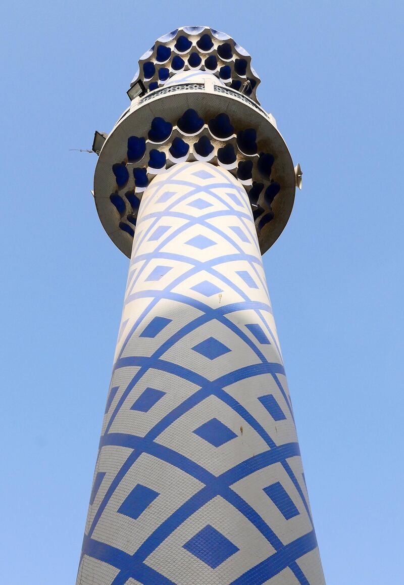 
DUBAI , UNITED ARAB EMIRATES , April 13  – 2021 :- Minaret of the Omar Ali Bin Haider Mosque in Deira Dubai. ( Pawan Singh / The National ) For News/Online/Instagram. Story by Sarwat
