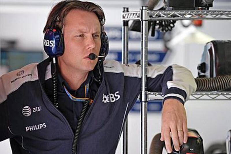 Sam Michael has resigned as Williams F1 technical director and will leave at the end of 2011.