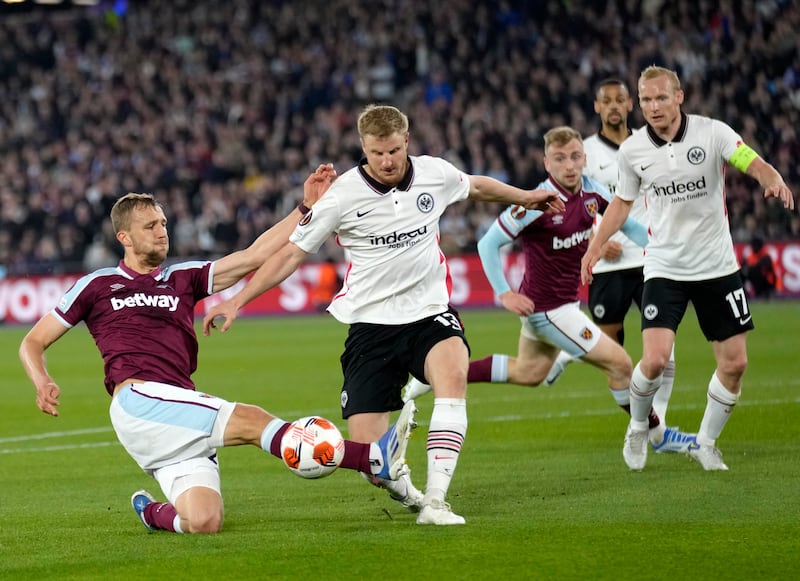 Martin Hinteregger 8 – Led the Eintracht backline with distinction as the Hammers piled on the pressure in the second half. Impressive in all facets of the game, with his distribution out from the back providing to be especially important. 
AP
