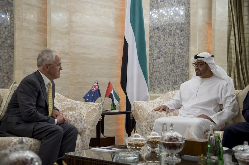 Sheikh Mohammed bin Zayed meets Malcolm Turnbull at the Beach Palace. Rashed Al Mansoori / Crown Prince Court - Abu Dhabi