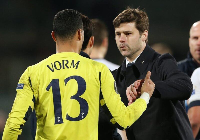 Football Soccer - ACF Fiorentina v Tottenham Hotspur - Uefa Europa League Round of 32 First Leg - Stadio Artemio Franchi, Florence, Italy - 18/2/16

Tottenham manager Mauricio Pochettino with Michel Vorm after the match

Action Images via Reuters / Matthew Childs

Livepic

EDITORIAL USE ONLY.