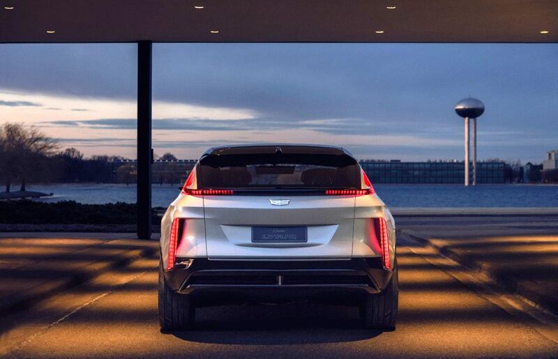 Cadillac LYRIQ pairs next-generation battery technology with a bold design statement which introduces a new face, proportion and presence for the brand’s new generation of EVs.
Images display show car, not for sale. Some features shown may not be available on actual production model.