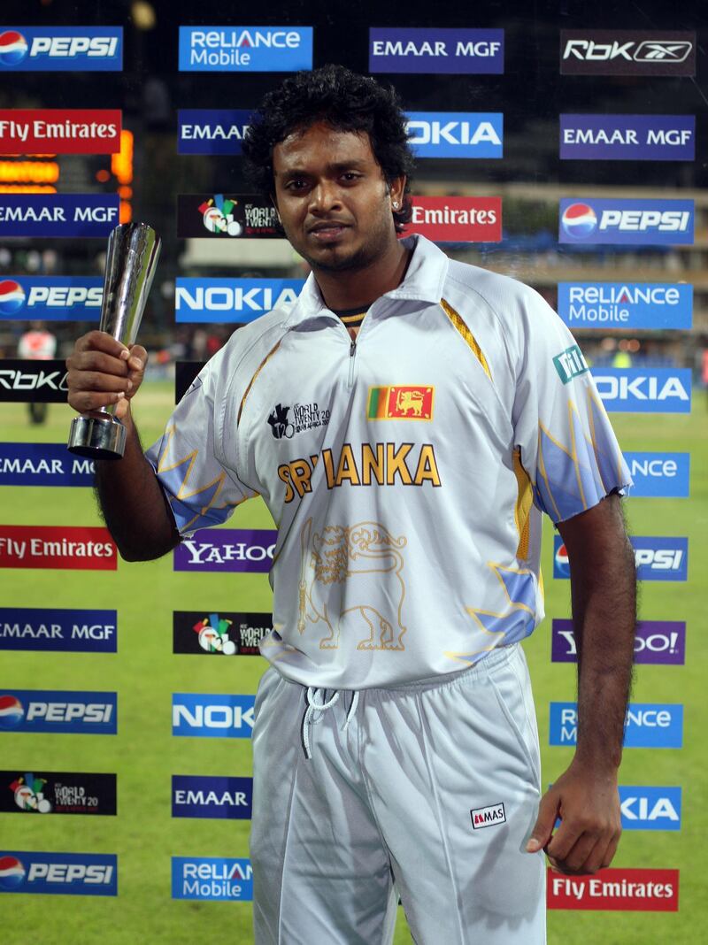 JOHANNESBURG, SOUTH AFRICA - SEPTEMBER 18:  Dilhara Fernando of Sri Lanka with the man of the match award after his team beat Bangladesh at The Wanderers Cricket Ground during The ICC World Twenty20 Championship on September 18, 2007 in Johannesburg, South Africa. (Photo by Julian Herbert/Getty Images)