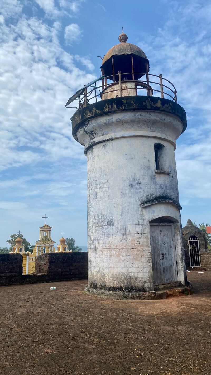 The Thalassery Lighthouse dates to 1854 and is located inside Thalassery Fort.