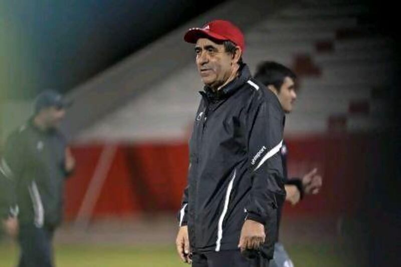 Lutfi Benzarti, the Emirates coach, has a slim chance of staying in the Pro League.