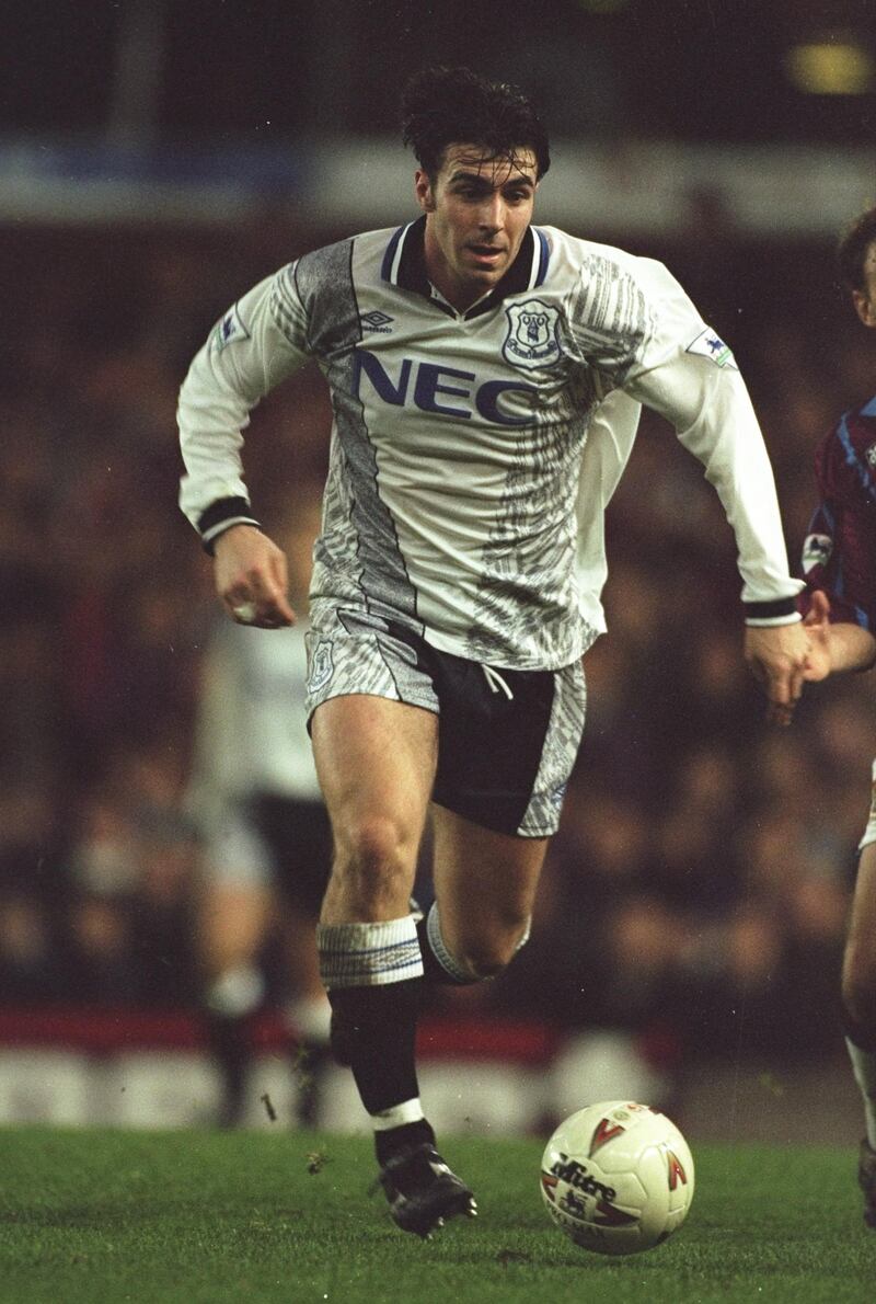 10 Dec 1994:  David Unsworth of Everton in action during an FA Carling Premiership match against Aston Villa at Villa Park in Birmingham, England.  \ Mandatory Credit: Clive  Mason/Allsport