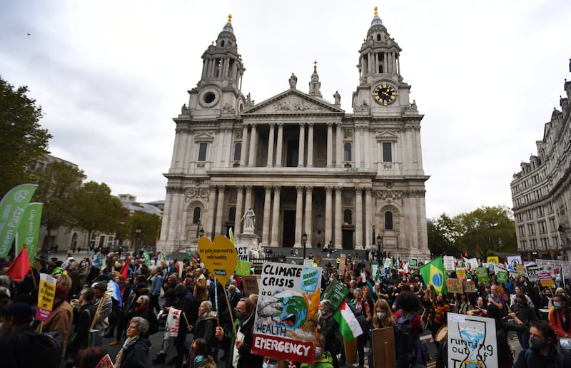 Thousands of protesters demonstrate in central London, on November 6, 2021. Photo: EPA