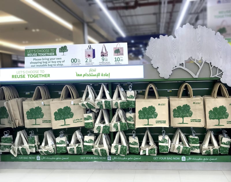 Carrefour is encouraging customers to bring their own recyclable bags by providing dedicated checkout counters and bonus Share points as incentives. Photo: Majid Al Futtaim