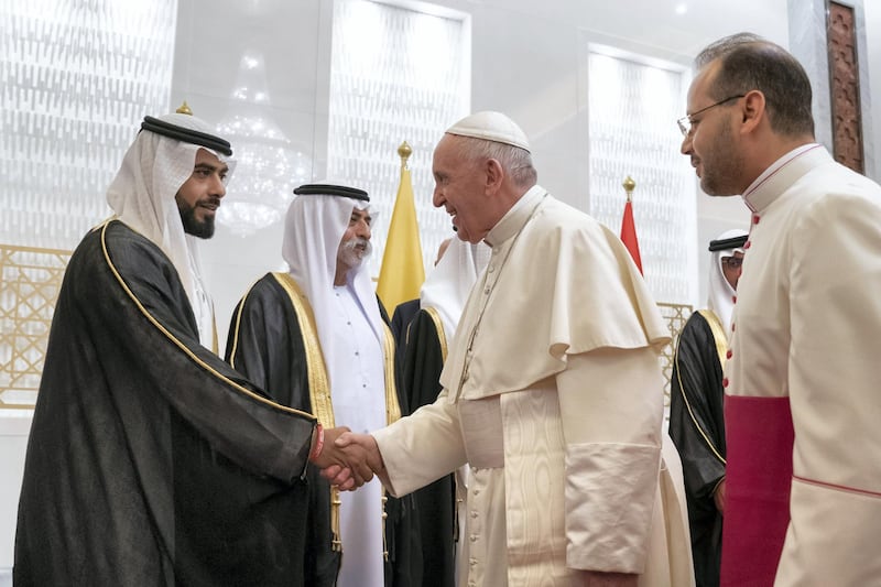 ABU DHABI, UNITED ARAB EMIRATES - February 03, 2019: Day one of the UAE papal visit - HH Sheikh Diab bin Tahnoon bin Mohamed Al Nahyan (L) greets His Holiness Pope Francis, Head of the Catholic Church (2nd R) during his arrival at the Presidential Airport. 


( Mohamed Al Hammadi / Ministry of Presidential Affairs )
---